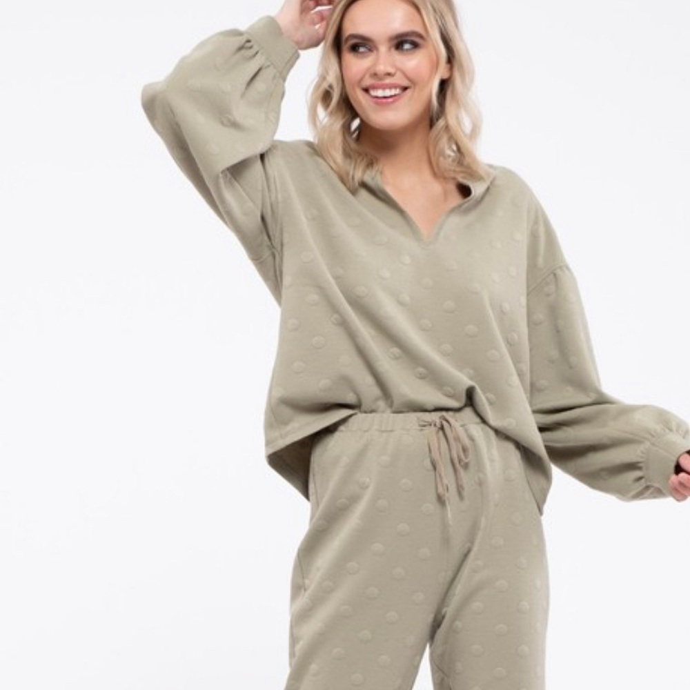 Green 2 piece dot sweatshirt set